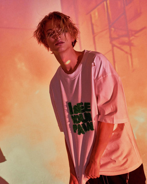 "I SEE YOUR PAIN" TEE