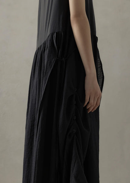 SCULPTURAL MAXI DRESS