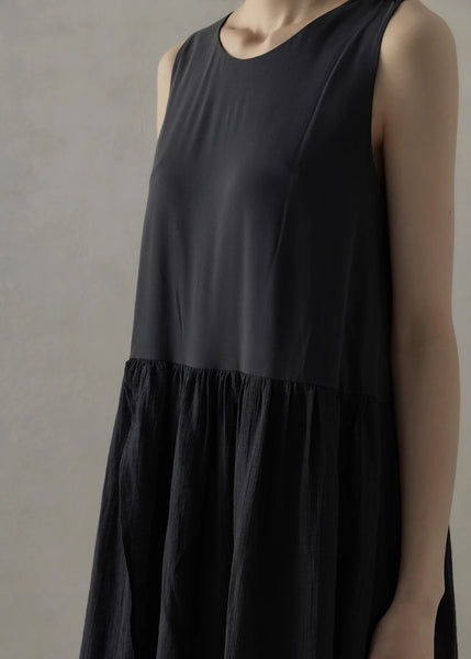 SCULPTURAL MAXI DRESS