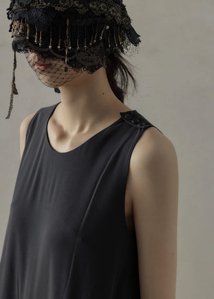 SCULPTURAL MAXI DRESS