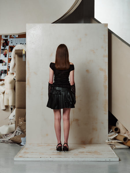 LEATHER PLEATED SKIRT - BLACK