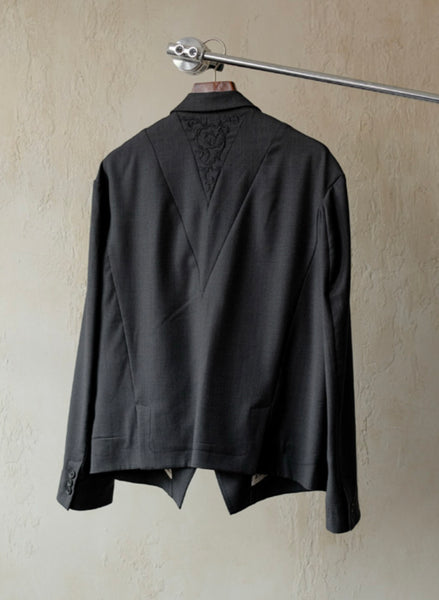 EMBROIDERED BLAZER