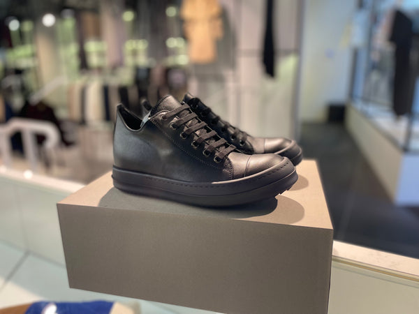 LEATHER LOW-CUT SNEAKERS W - BLACK/BLACK