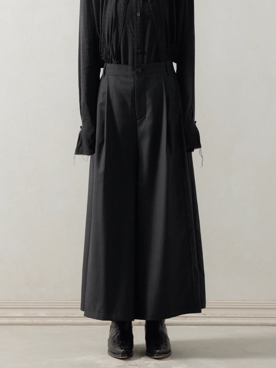 PLEATS HAKAMA