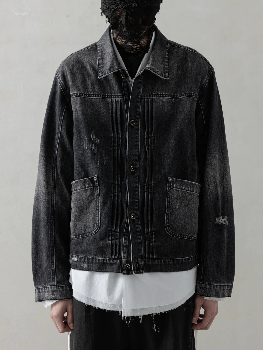 DISTRESSED PLEATS BLOUSON