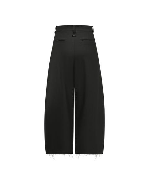 [ACCEPTANCE] PLEATED TROUSERS