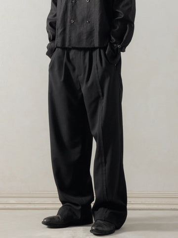 FRAYED PANTS