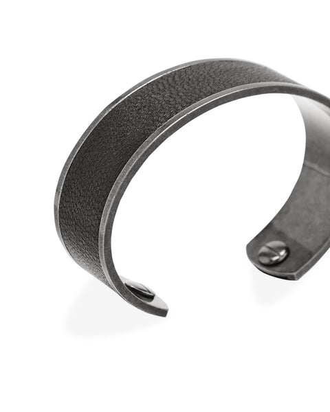 [ACCEPTANCE] METAL LEATHER BANGLE