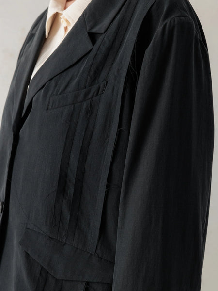 SPLIT-BACK BLAZER